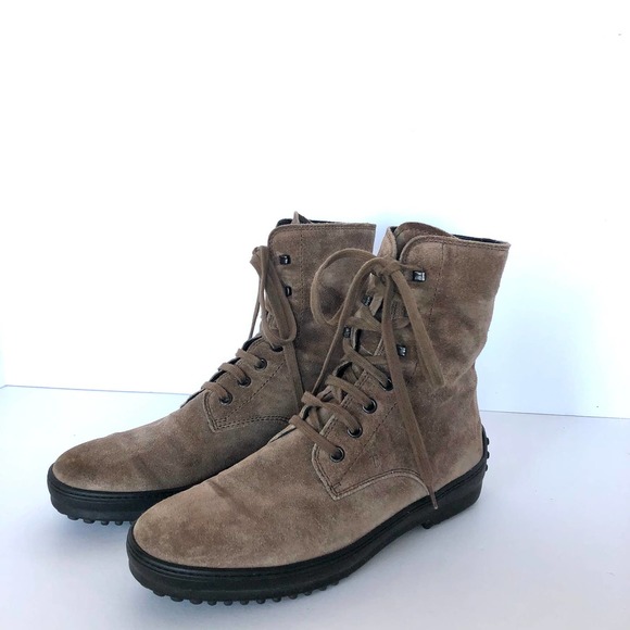 Tods Winter Gommino Suede Lace Up Ankle Boots
